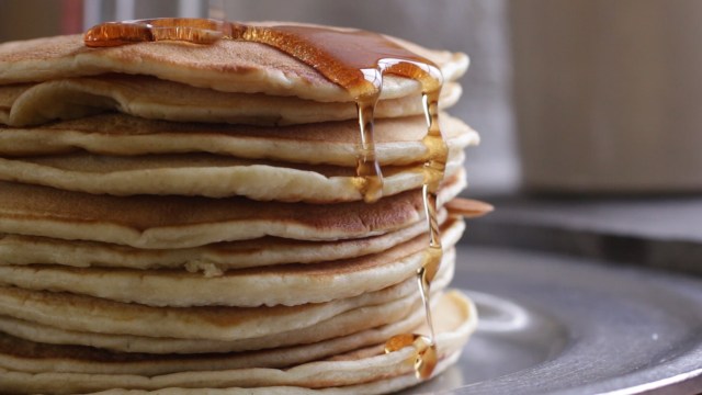 pancakessyrup