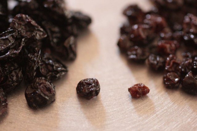 Ribes Currants (left), Zante Currants (right)