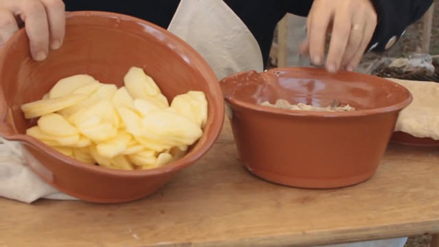 Meat Pies (Time 0_01_31;25)