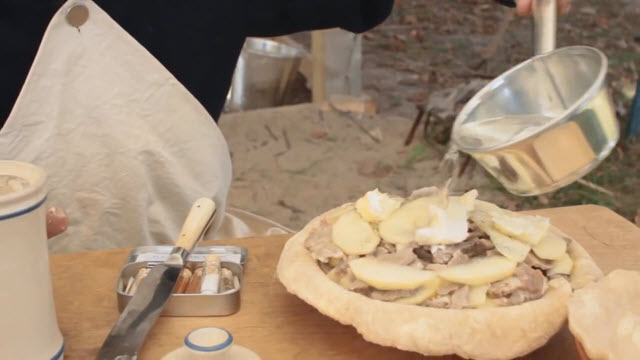 Meat Pies (Time 0_02_43;08)