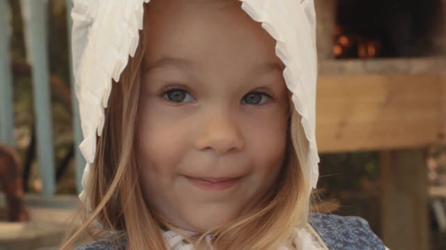 Simple Gingerbread (Time 0_01_09;21)