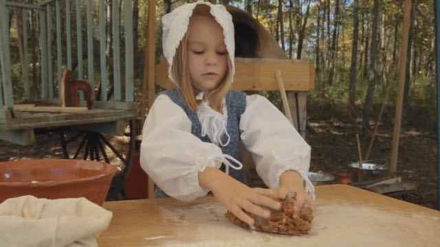 Simple Gingerbread (Time 0_02_44;13)