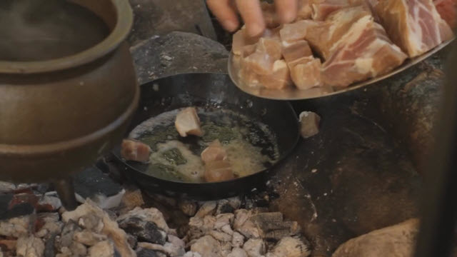 Soup Stew and Hash (Time 0_01_19;10)