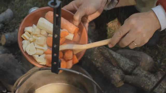 Soup stew and hash (Time 0_02_02;00)