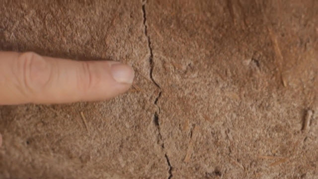 Build Earthen Oven (Time 0_11_10;07)