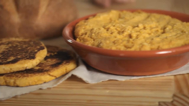 Cornbread (Time 0_04_50;29)