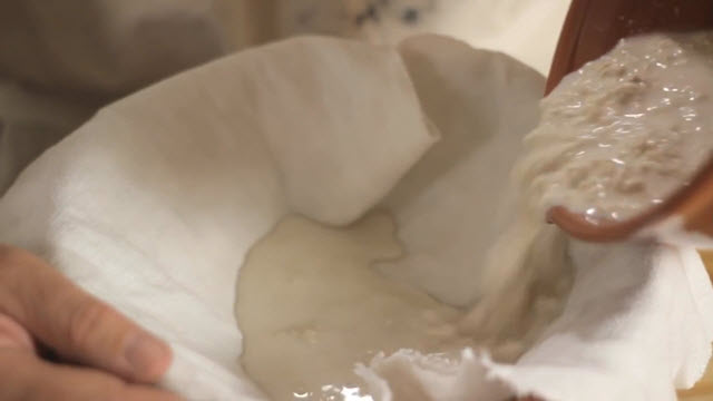 Using Leaven (Time 0_10_50;20)