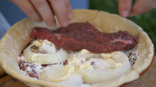 Beef Steak Pie (Time 0_02_18;00)