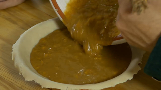 paw-paw-pudding-time-0_05_3701