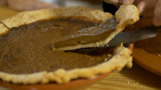 paw-paw-pudding-time-0_06_0301